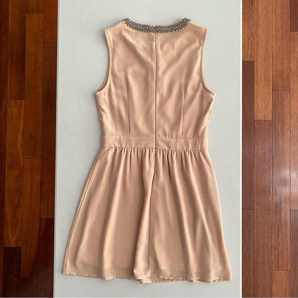 Forever 21 Beaded Neck Sleeveless Chiffon Peachy Pink Nude Dress Women's Size M - Picture 13 of 13